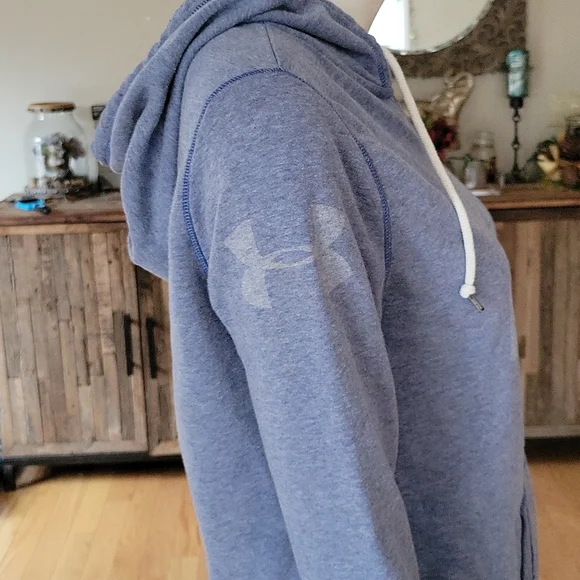 Under Armour hoodie - Picture 5 of 10
